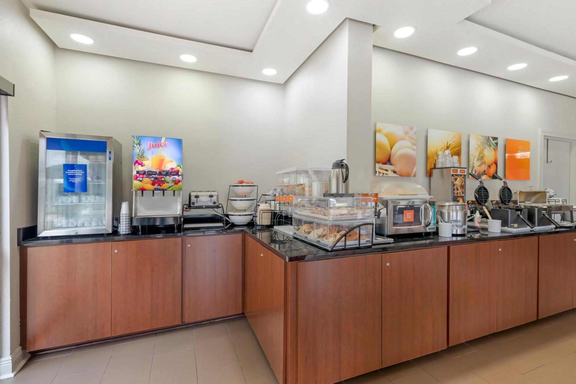 Comfort Inn & Suites Covington - Mandeville Dış mekan fotoğraf