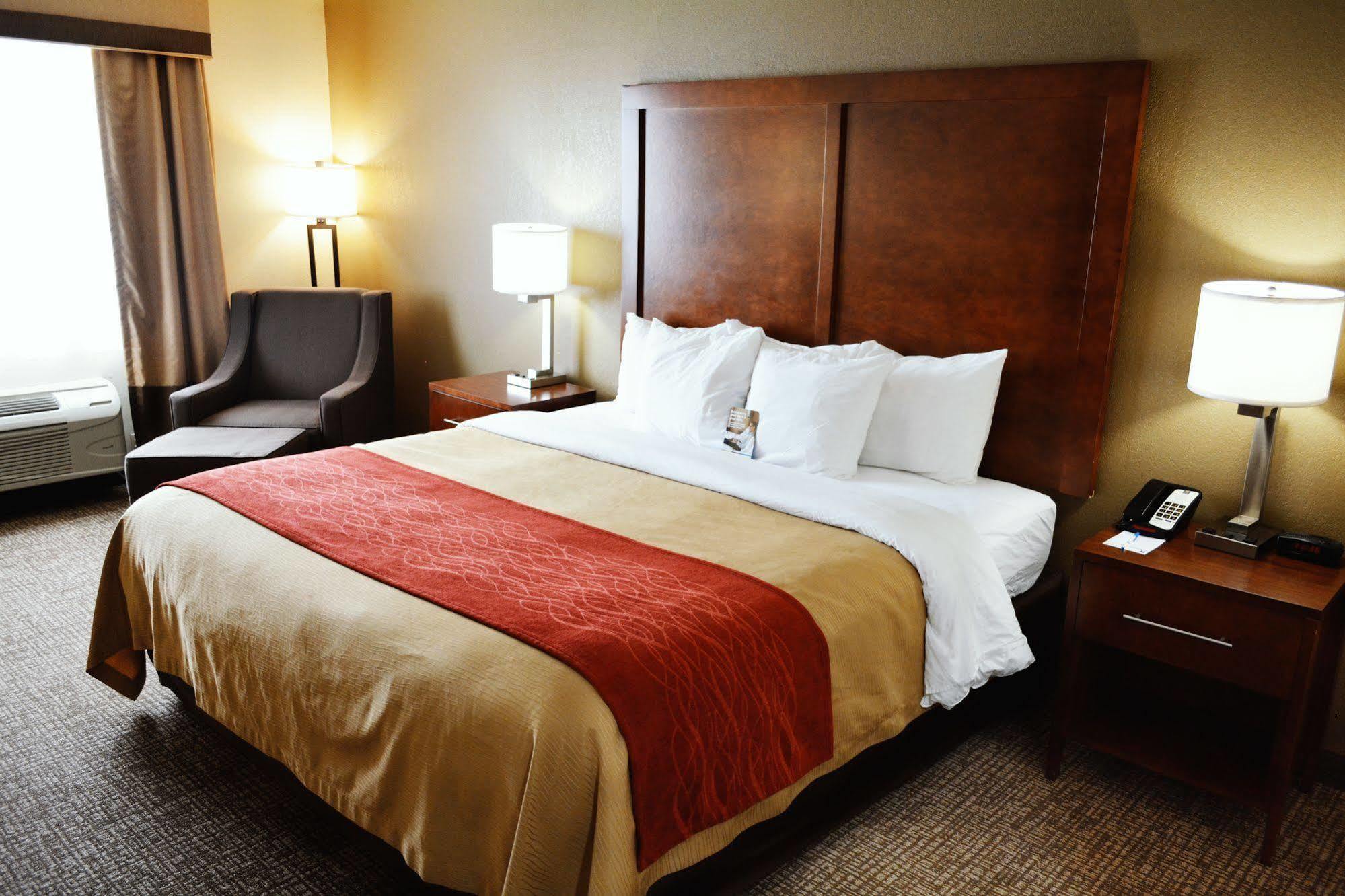 Comfort Inn & Suites Covington - Mandeville Dış mekan fotoğraf